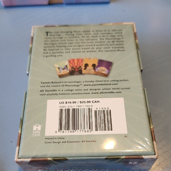 Moonology Messages Oracle Card Game - Picture 2 of 13